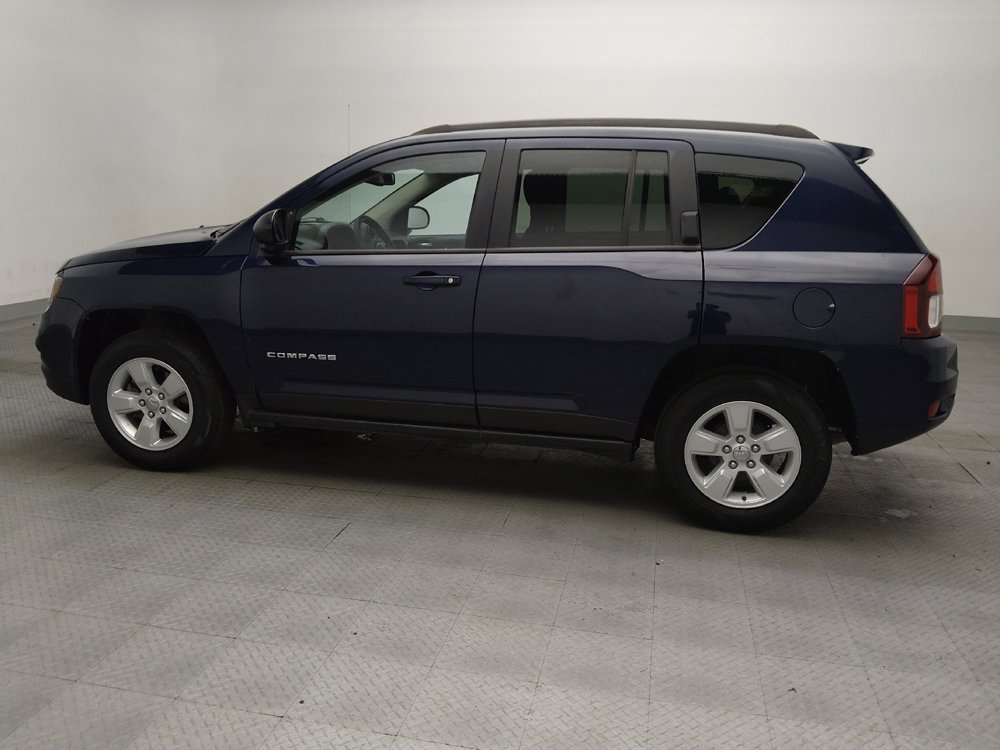 Used 2017 Jeep Compass Sport w/ Power Value Group FWD image 3