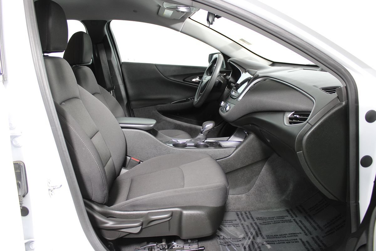 Used 2023 Chevrolet Malibu LT FWD image 23
