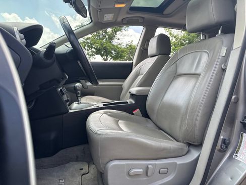Used 2010 Nissan Rogue SL w/ Premium Pkg AWD/4WD image 7