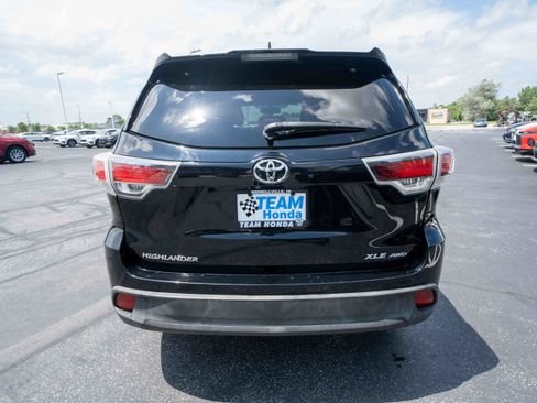 Used 2016 Toyota Highlander XLE AWD/4WD image 5