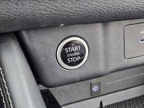 Used 2023 Nissan Rogue Platinum image 26