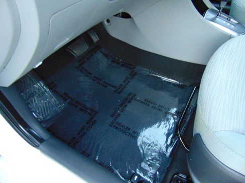 Used 2017 Hyundai Accent SE image 6