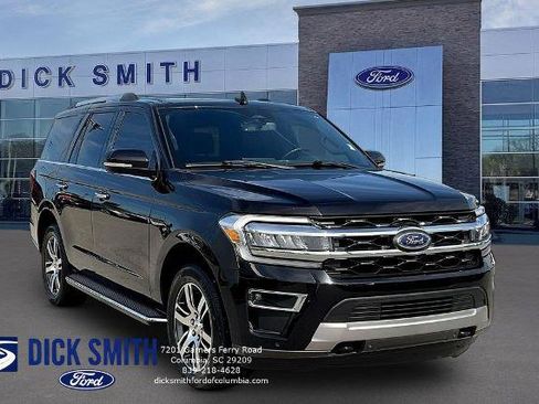 Certified 2023 Ford Expedition Limited AWD/4WD image 3