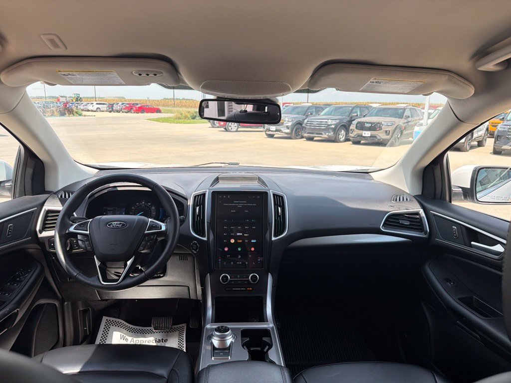 Used 2024 Ford Edge SEL w/ Convenience Package AWD/4WD image 16