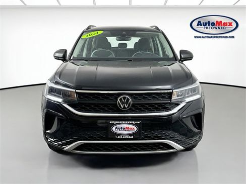 Used 2024 Volkswagen Taos S image 6