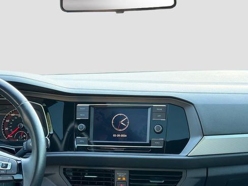 Used 2020 Volkswagen Jetta R-Line image 18