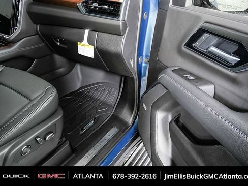 New 2026 GMC Yukon XL Denali image 23