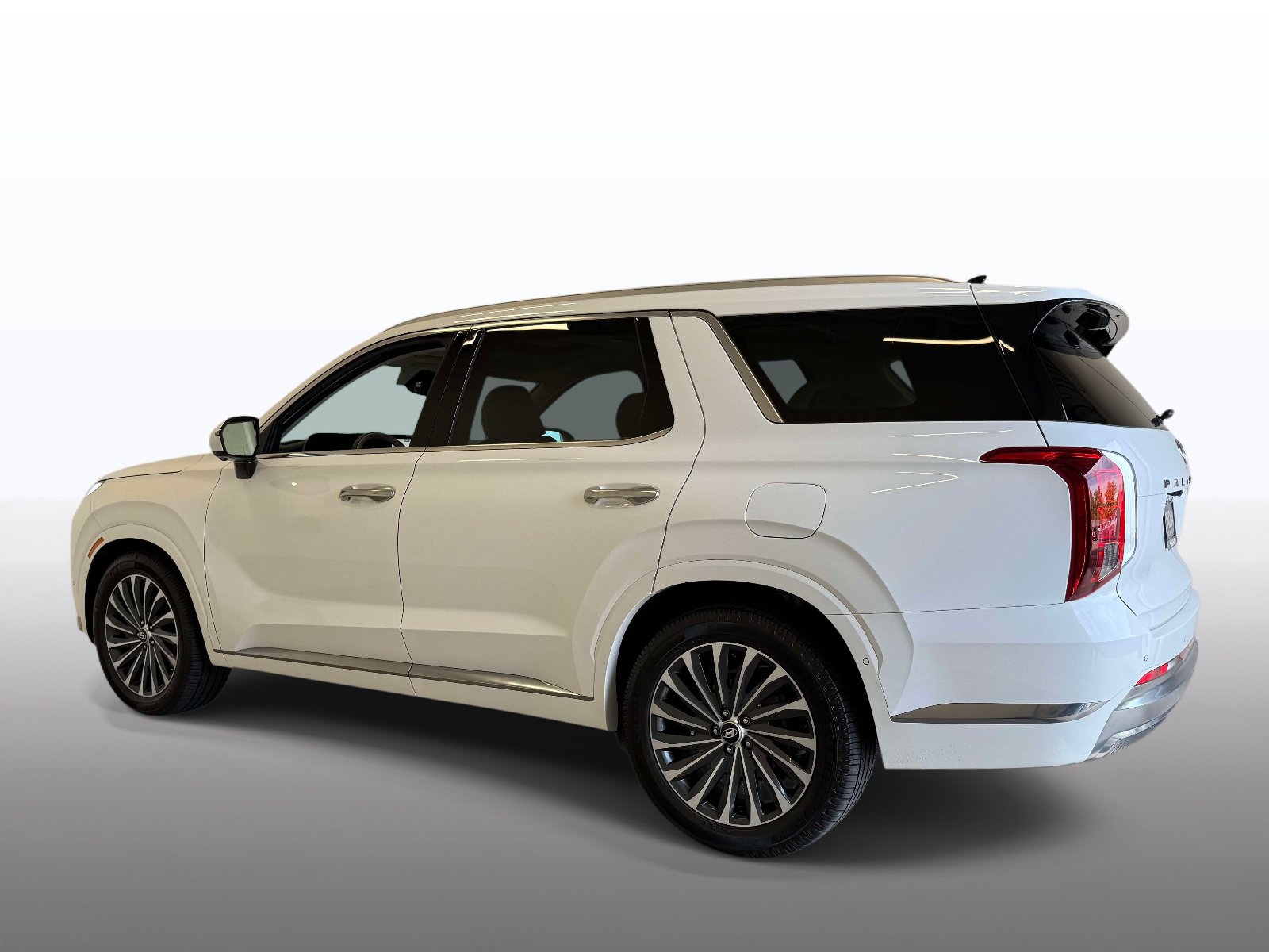 Used 2024 Hyundai Palisade Calligraphy AWD/4WD image 12