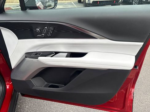 New 2025 Cadillac Lyriq Premium Luxury image 53