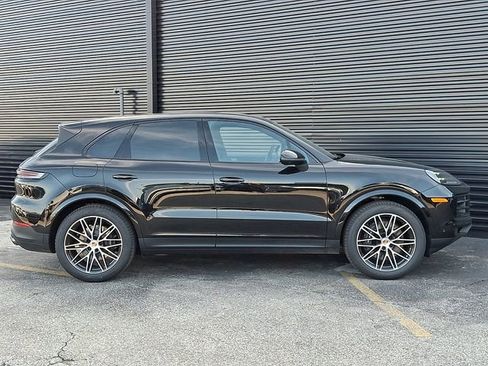 New 2026 Porsche Cayenne AWD/4WD image 8