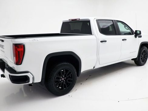 Used 2024 GMC Sierra 1500 Pro w/ Graphite Edition image 9
