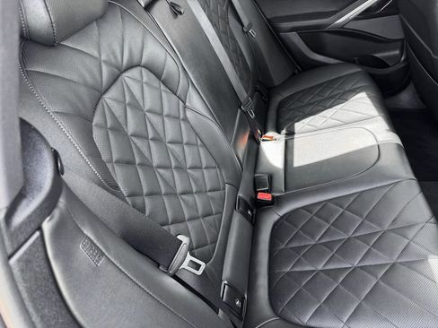 Used 2025 BMW X6 xDrive40i w/ Climate Comfort Package AWD/4WD image 28