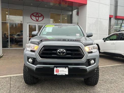 Certified 2021 Toyota Tacoma SR5 image 2
