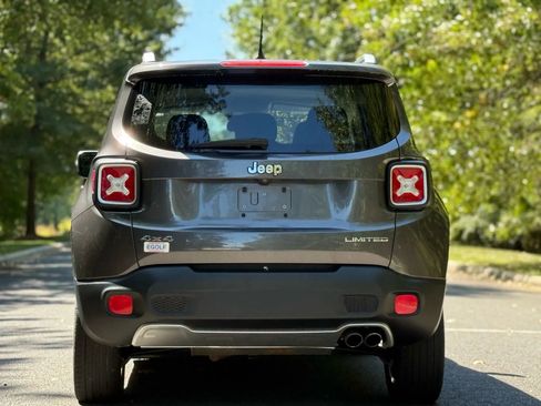 Used 2017 Jeep Renegade Limited AWD/4WD image 6