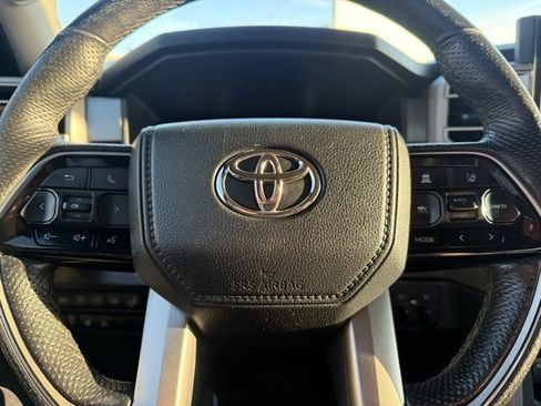 Used 2022 Toyota Tundra SR5 image 15