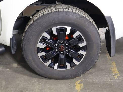 Used 2017 Nissan Frontier SV w/ SV Value Truck Package RWD image 37