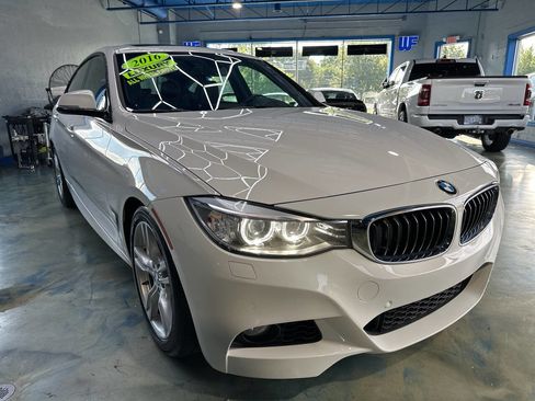 Used 2016 BMW 328i Gran Turismo xDrive image 12
