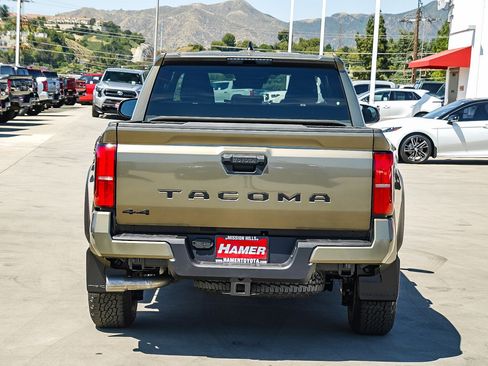 New 2026 Toyota Tacoma TRD Off-Road AWD/4WD image 6
