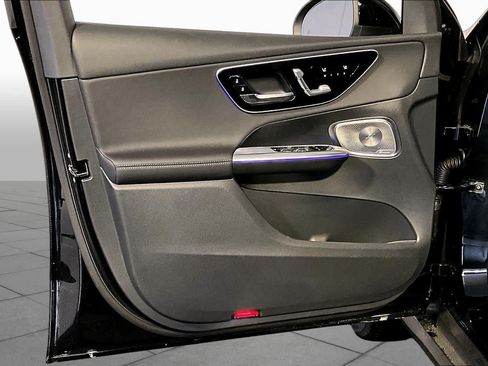 New 2026 Mercedes-Benz GLC 300 4MATIC image 11