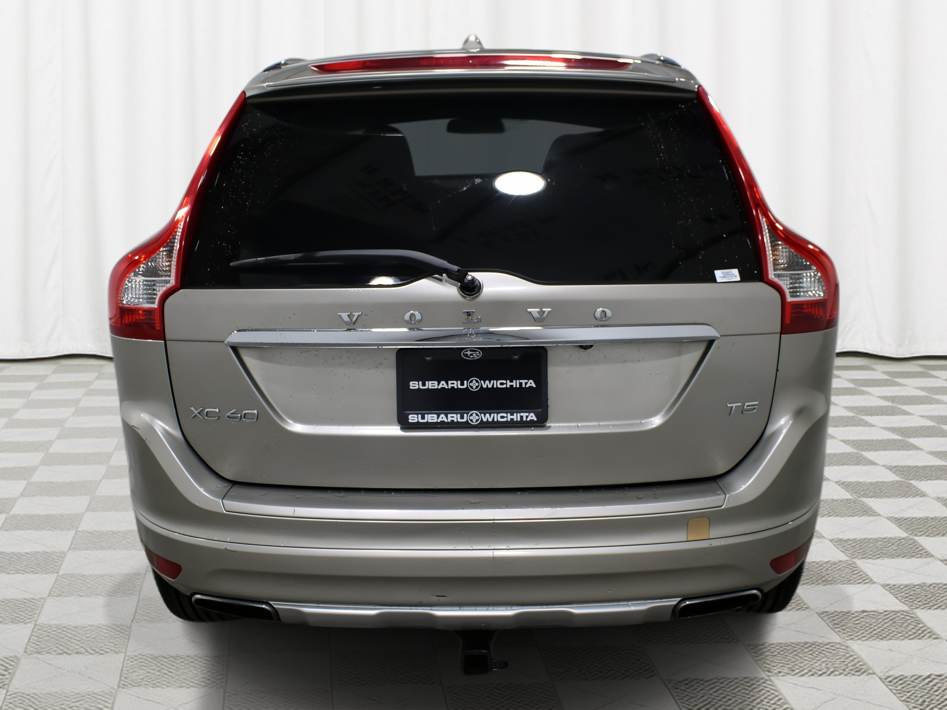 Used 2015 Volvo XC60 T5 Premier Plus FWD image 4