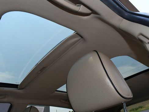 Used 2014 Toyota Venza Limited w/ Tow Prep Package AWD/4WD image 19