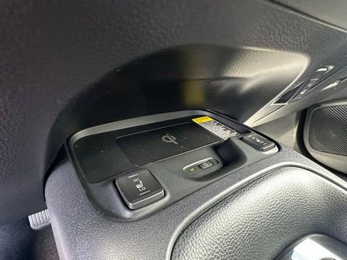 Used 2023 Toyota Corolla XLE image 27