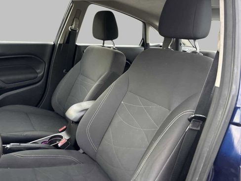 Used 2016 Ford Fiesta SE image 19