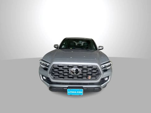Used 2023 Toyota Tacoma TRD Off-Road w/ TRD Premium Off Road Package AWD/4WD image 3