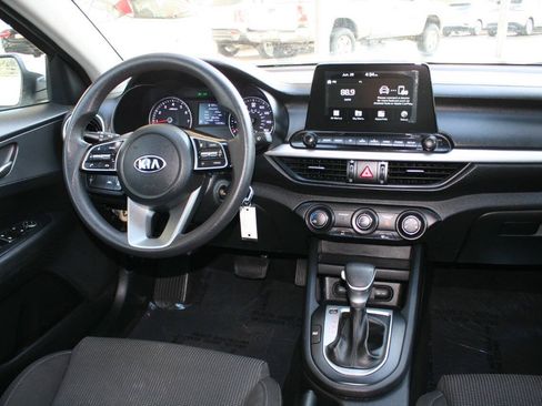 Used 2021 Kia Forte LXS FWD image 13