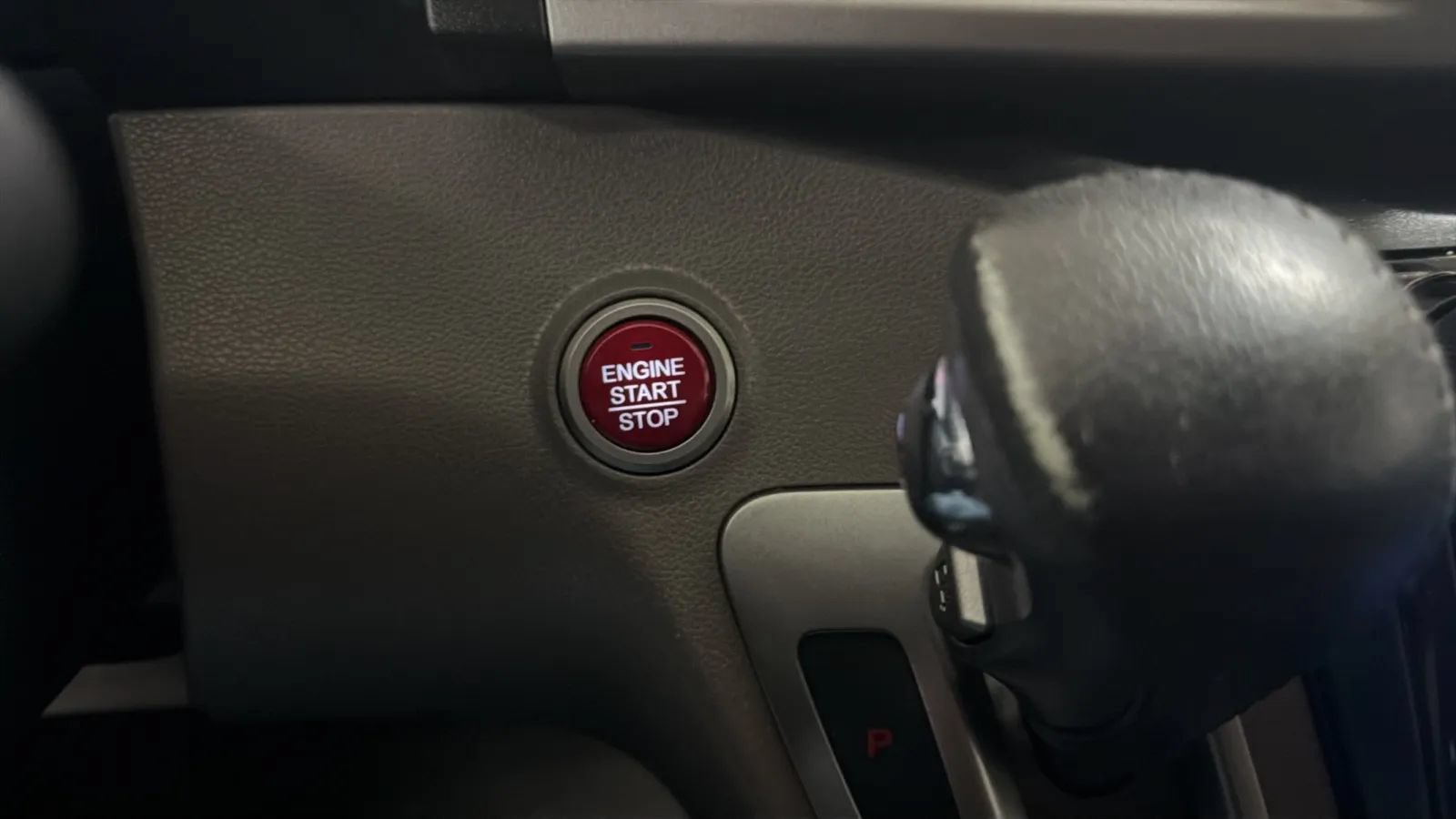 Used 2015 Honda Odyssey Touring Elite image 15