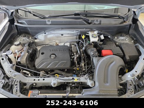 Used 2025 Buick Encore GX Avenir w/ Avenir Technology Package AWD/4WD image 40