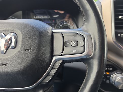 Used 2019 RAM 1500 Laramie AWD/4WD image 23