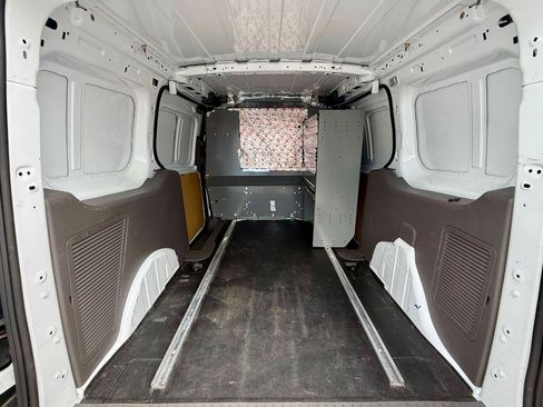 Used 2022 Ford Transit Connect XL FWD image 30