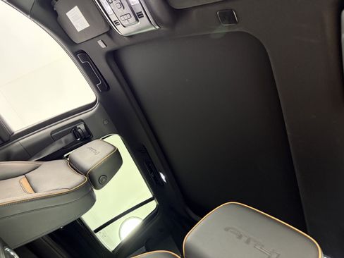 Used 2023 GMC Yukon AT4 w/ LPO, Floor Liner Package AWD/4WD image 21