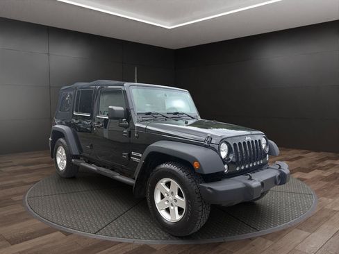 Used 2016 Jeep Wrangler Unlimited Sport w/ Quick Order Package 24S AWD/4WD image 2