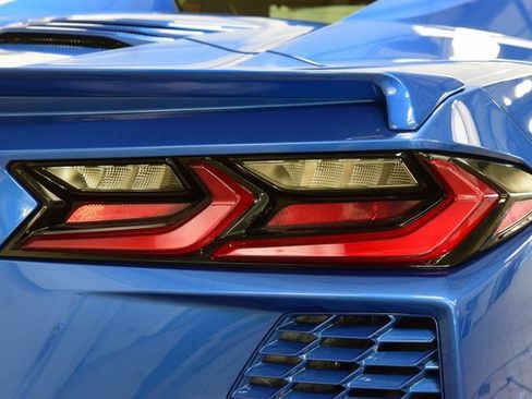 Used 2023 Chevrolet Corvette Stingray Premium Conv w/ Battery Protection Package image 18