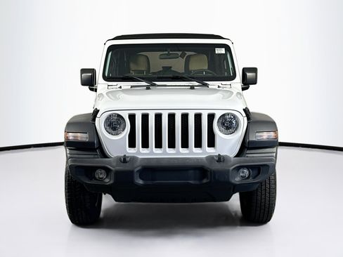 Used 2023 Jeep Wrangler Unlimited Sport AWD/4WD image 2