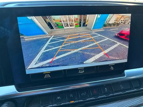 Used 2022 Chevrolet Silverado 1500 LT image 27