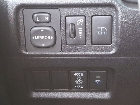 Used 2024 Toyota 4Runner TRD Off-Road Premium image 23