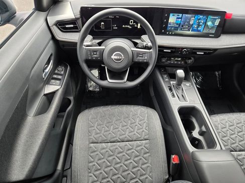 New 2026 Nissan Kicks SV w/ SV Premium Package FWD image 8