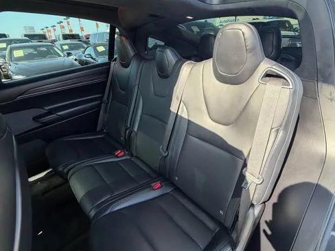 Used 2024 Tesla Model X AWD/4WD image 11