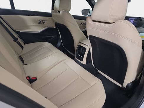 New 2026 BMW 330i xDrive Sedan w/ Premium Package AWD/4WD image 10