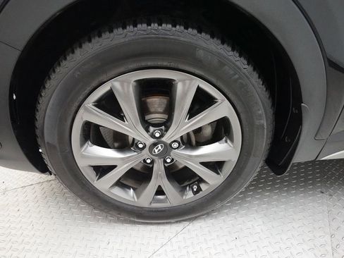 Used 2018 Hyundai Santa Fe Sport AWD/4WD image 29