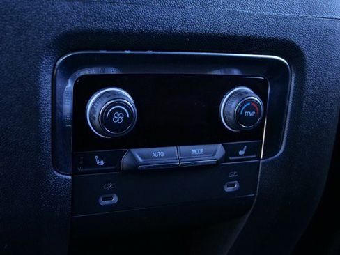 Used 2022 Chevrolet Tahoe High Country image 32