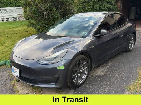 Used 2022 Tesla Model 3 Long Range AWD/4WD image 1