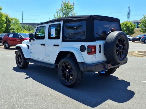 Used 2023 Jeep Wrangler Unlimited Sahara w/ Cold Weather Group AWD/4WD image 33