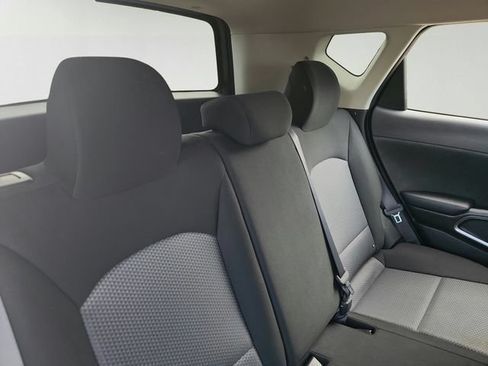 Used 2023 Kia Soul LX w/ LX Technology Package FWD image 22