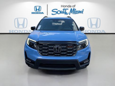 Certified 2024 Honda Passport TrailSport image 2