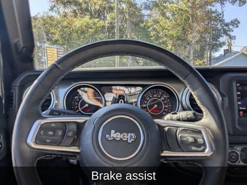 Used 2018 Jeep Wrangler Unlimited Sahara w/ LED Lighting Group image 8