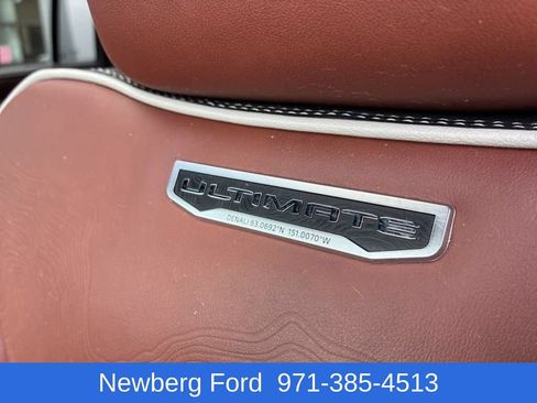 Used 2024 GMC Yukon XL Denali Ultimate AWD/4WD image 28